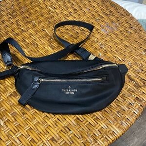 Kate Spade Women’s Belt Bag in great condition…